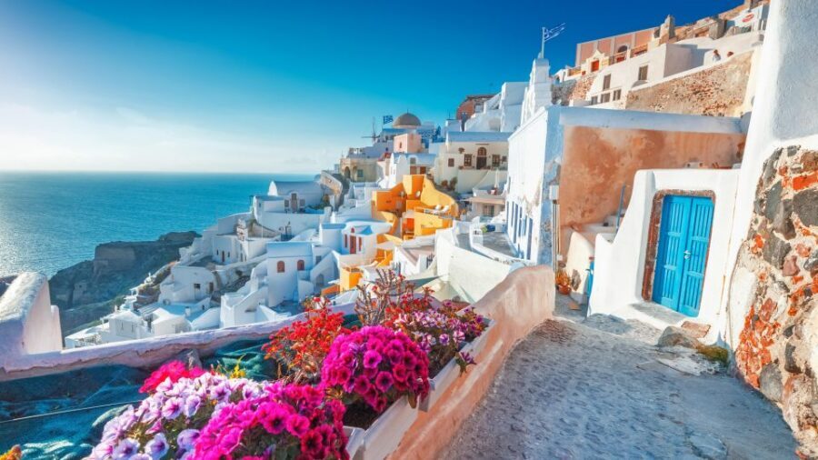 1-Day Boat Trip: Santorini Volcano, Thirassia & Oia Sunset - From Your Hotel to Athinios: How the Day Starts Smoothly