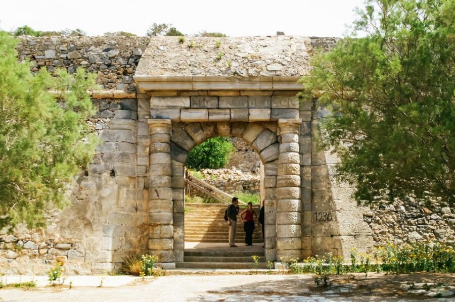 Agios Nikolaos: Boat Trip to Spinalonga with Swim Stop - Who this Spinalonga boat trip suits best