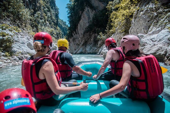 Arachthos white water river Rafting: Plaka's Bridge- Tzari - Class II–III Rapids: What to Expect (and How to Think About Difficulty)