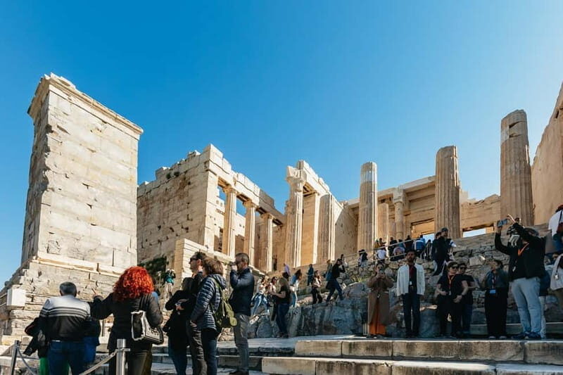 Athens: Acropolis Sunset Tour with Optional Fast-Track Entry - How the guide brings it to life (and how audio fits in)
