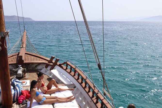 Athens: All Day Cruise to Agistri Moni Aegina with Lunch & Drinks - Moni Island Beach: the fun swim stop (and what snorkeling is really like here)