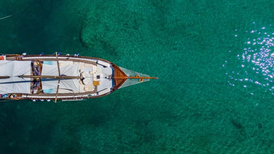 Athens Day Cruise: Agistri, Moni & Aegina + Lunch & Drinks - Boat Comfort and Small Extras That Change Your Day