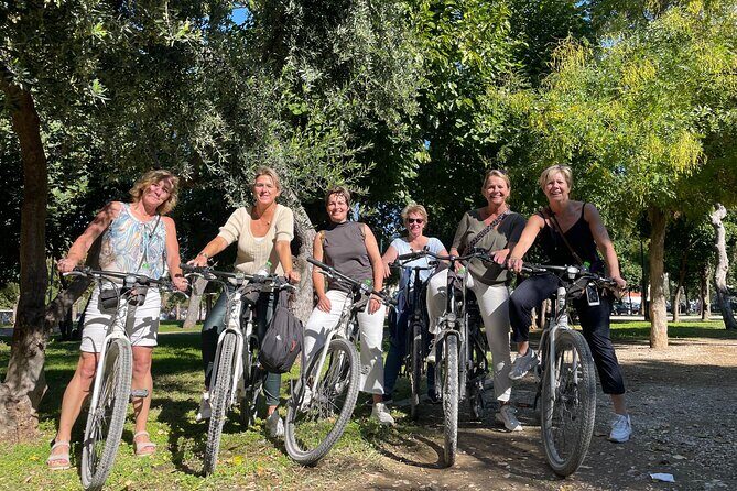 Athens Electric Bike Tour - Acropolis-area stops: Odeon vibes, museum area glimpses, and theater history