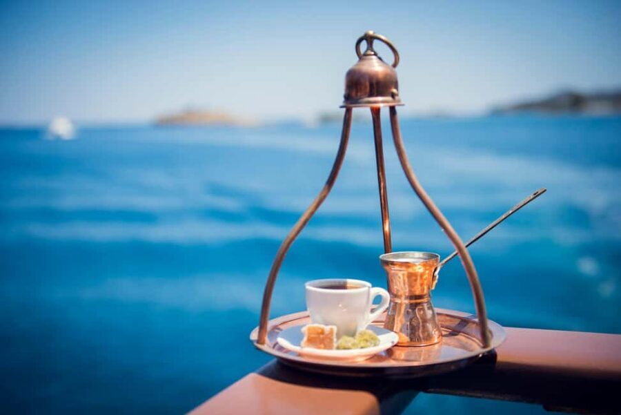 Athens: Hydra, Poros & Aegina Day Cruise with Lunch - The Onboard Part: Buffet Lunch, Drinks, Live Music, and Greek Dancers
