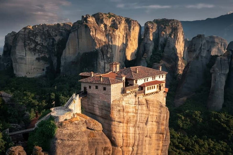 Athens: Meteora Monasteries Day Trip with Caves and Lunch - The long day reality: where the tour can feel tight