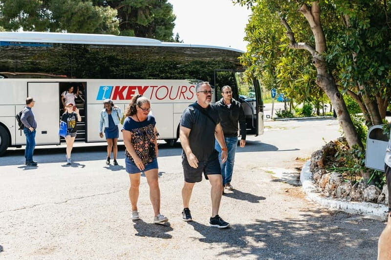 Athens: Mythology of Delphi, Museum and Arachova Guided Tour - Who This Delphi and Arachova Tour Fits Best