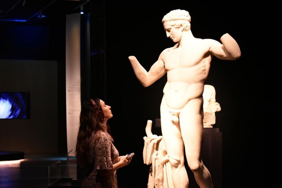 Athens: National Archaeological Museum Ticket & Audio Guide - Using the Offline Audio Guide Like a Local Translator
