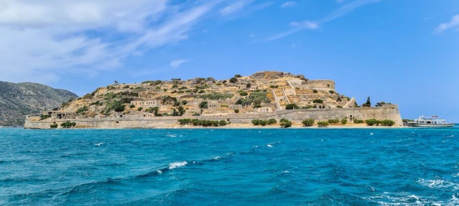 Crete: Day Trip to Agios Nikolaos and Spinalonga Island - Agios Nikolaos and the lake-centered walk you’ll actually enjoy