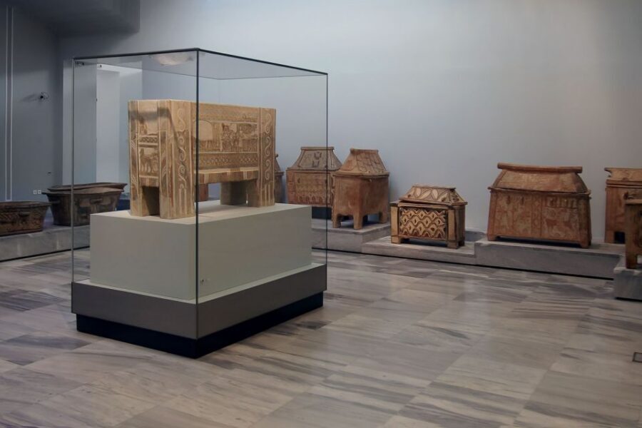 Crete: Knossos Palace and Museum E-Tickets with Audio Guides - Heraklion Archaeological Museum: Artifacts That Make the Palace Click