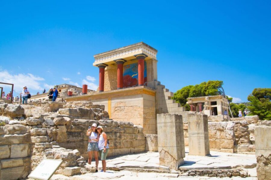 Crete: Knossos Palace and Museum E-Tickets with Audio Guides - Audio Guides That Actually Help (Not Just Noise)