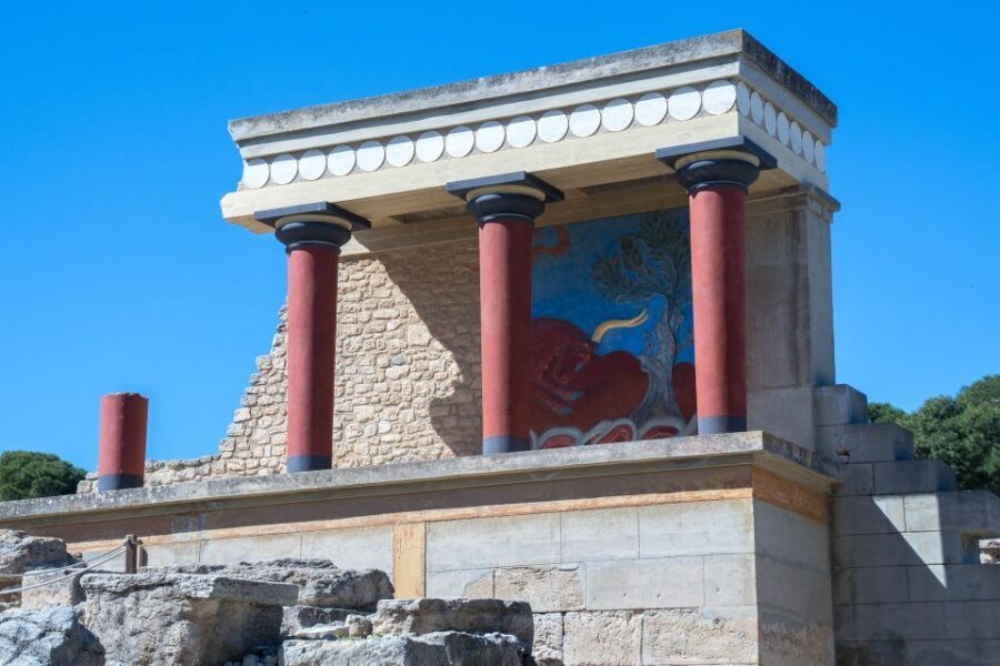 Crete: Knossos Palace & Heraklion Guided Tour - Should you book this Knossos & Heraklion guided day trip?