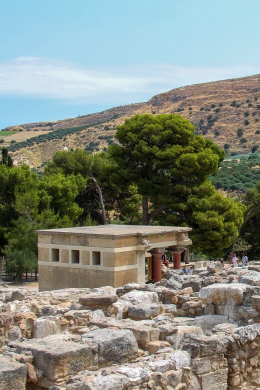 Crete: Knossos Palace & Heraklion Guided Tour - Heraklion Archaeological Museum: the most time-efficient “Crete overview”