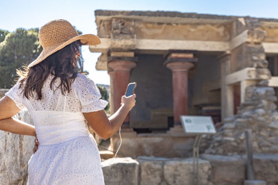 Crete: Palace of Knossos E-Ticket and Audio Guide - West Magazines and the Palace Bureaucracy Behind Linear Writing