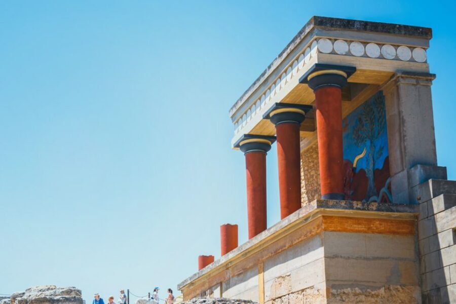 Crete: Palace of Knossos E-Ticket and Audio Guide - Tickets, Skip-the-Line Timing, and Getting Oriented at Knossos