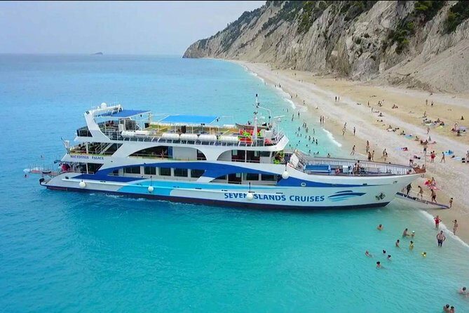 Explore Ionian Sea with its 50 shades of blue on Makedonia Palace - Timing and logistics: how the day really feels