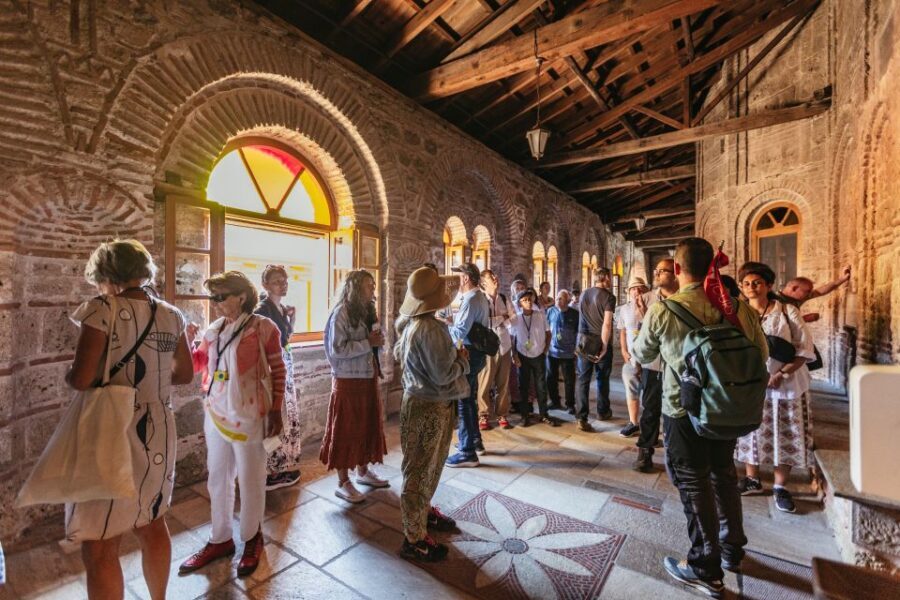 From Athens: Delphi and Meteora 2-Day Guided Tour - Kalambaka overnight: why one night in Meteora country is a smart choice