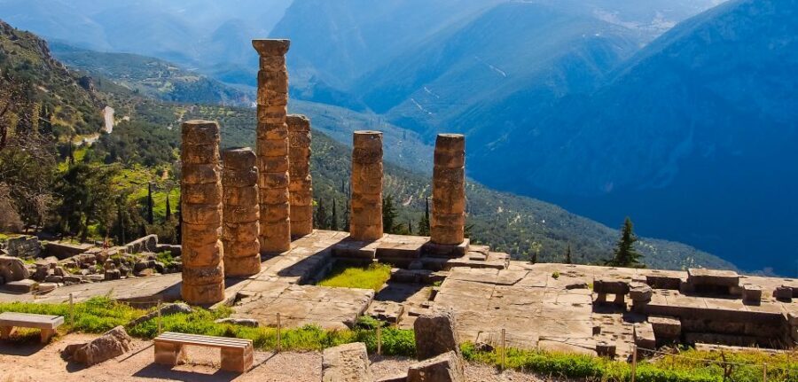 From Athens: Delphi Full Day V.R. Audio Guided Tour - Temple of Apollo and Temple of Athena Pronaia: the big “walk and understand” moment