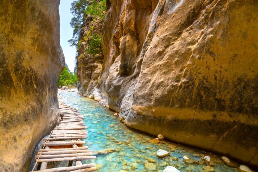 From Chania/Rethymno: Samariá Gorge Guided Hike with Pickup - Samariá Gorge: what the day feels like in real life