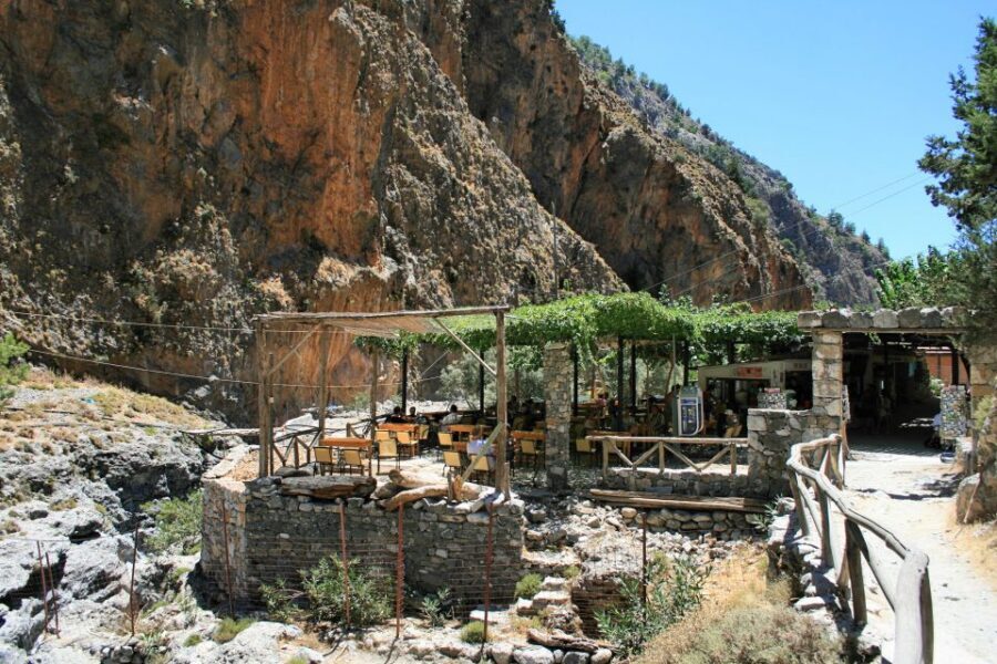 From Chania/Rethymno: Samariá Gorge Guided Hike with Pickup - Pace, water, and bathrooms: making 16 km feel possible