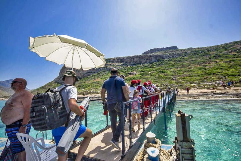 From Kissamos Port: Boat Cruise to Balos Lagoon & Gramvousa - Boat comfort, food, and staying sane on a large ship