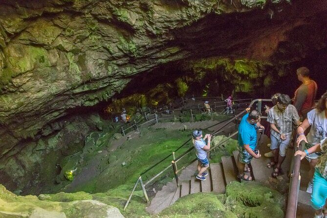 Full-Day Small-Group Tour in Crete with Zeus Cave Visit - Aposelemis Dam and Sfendili: old houses and wetland bird time