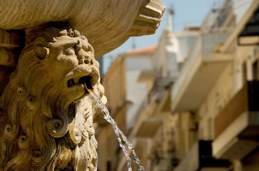 Heraklion: Hop-On Hop-Off Sightseeing Bus Tour - Ammoudara Beach line: turning bus time into real shoreline time
