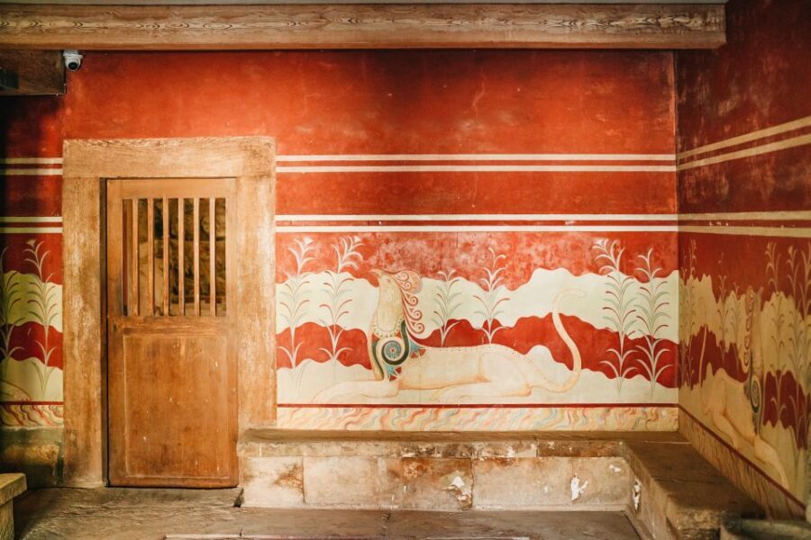 Knossos: Knossos Palace Skip-the-Line Guided Walking Tour - Optional Heraklion pickup and the comfort of fewer hassles