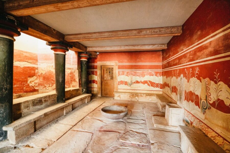 Knossos: Knossos Palace Skip-the-Line Guided Walking Tour - Why Knossos is more than ruins when you book the guided version