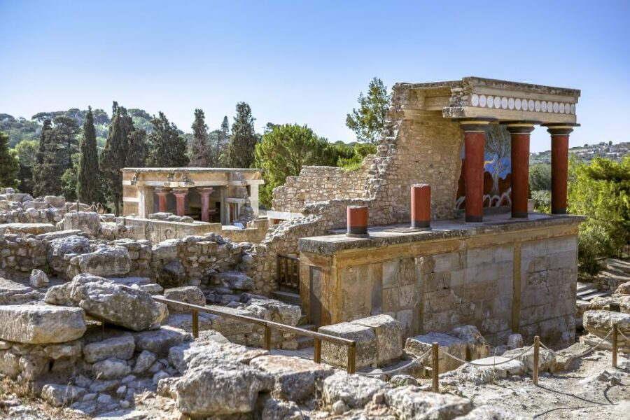 Knossos Palace Skip-the-Line Ticket & Private Guided Tour - Key Points at a Glance