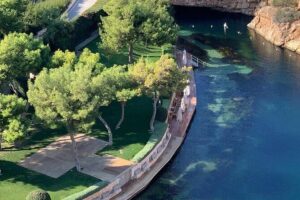 Lake Vouliagmeni Thermal Spa And Temple Of Poseidon Private Full Day Tour - Lake Vouliagmeni’s thermal lake: warm water, special rules, and fish entertainment