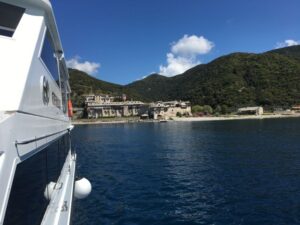 Mount Athos Glassbottom Cruise with Ammouliani Island visit - Ouranoupoli logistics: getting aboard the Eirinikos Glassbottom on time