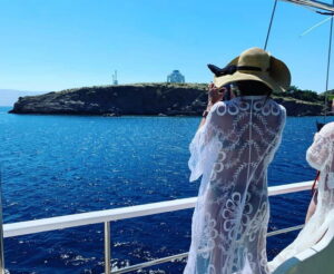 Mykonos: Delos and Rhenia Islands Cruise with BBQ Meal - Boat comfort, group size, and the barefoot-on-board rule