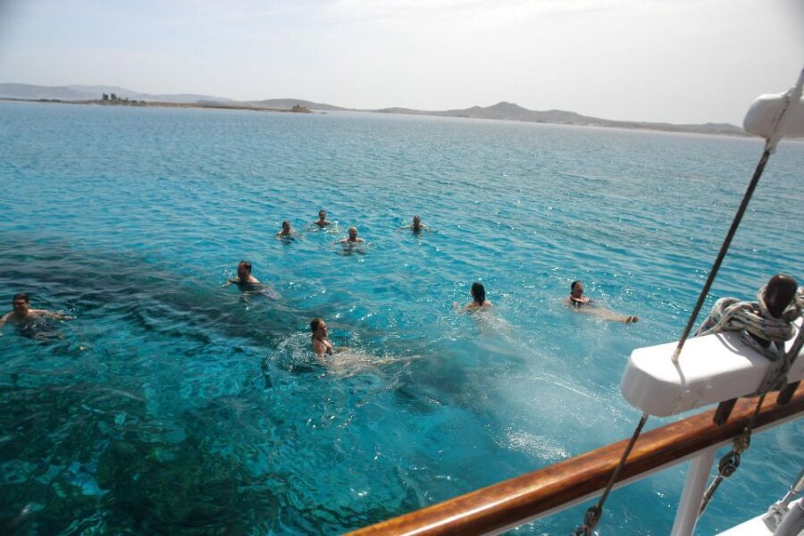 Mykonos: Sunset Party Boat Cruise with 1 Drink - Getting on board at the Old Port: the 5:30 PM reality