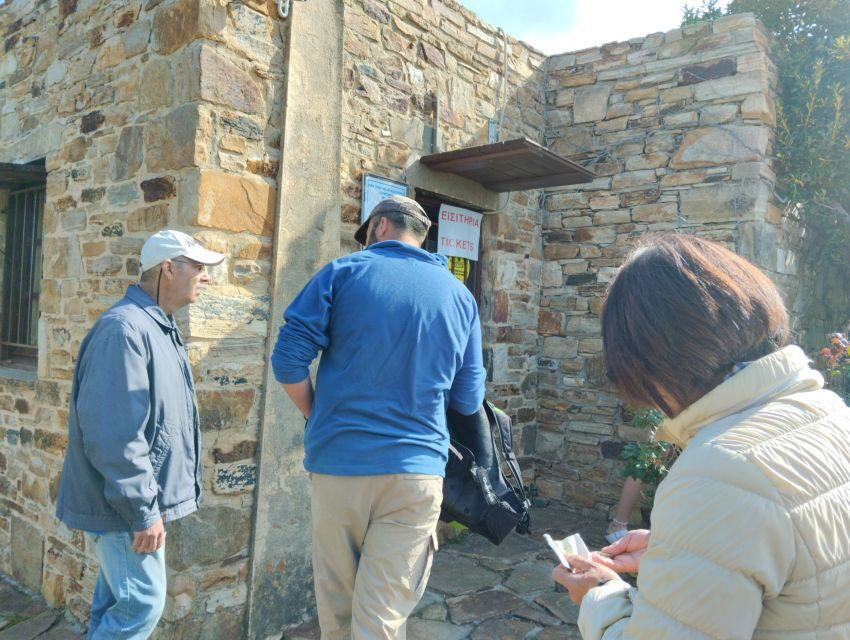 Naxos: Highlights Bus Tour with Free Time for Lunch and Swim - Apiranthos lunch break: marble-paved streets and Venetian tower views