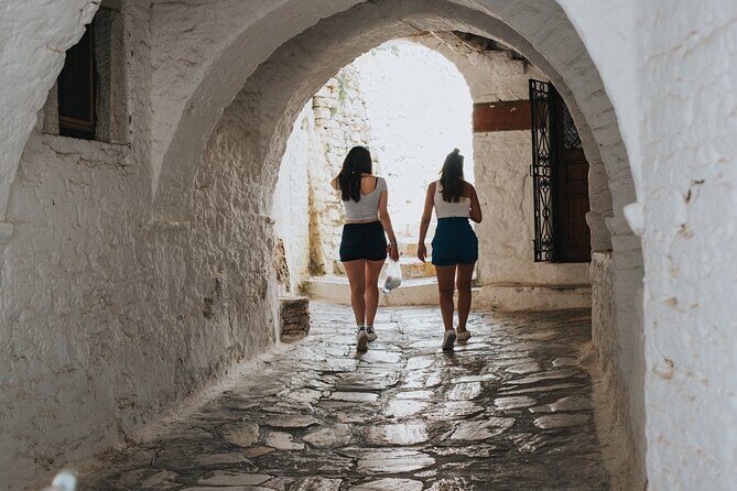 Naxos Highlights Bus Tour with Free Time for Lunch at Apeiranthos - The rhythm of an 8-hour highlights tour (and how to handle it)