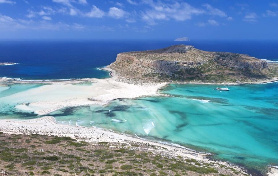 Rethymno Area: Gramvousa Island & Balos, Boat Ticket Extra - On the water: boat crossings, crowds, and how to stay comfortable