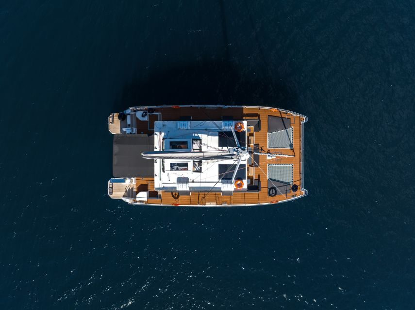 Santorini: Catamaran Caldera Cruise with Meal and Drinks - Key highlights at a glance
