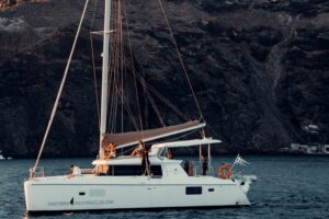 Santorini: Catamaran Caldera Cruise with Meal and Drinks - Pickup that actually works: from your hotel to the dock