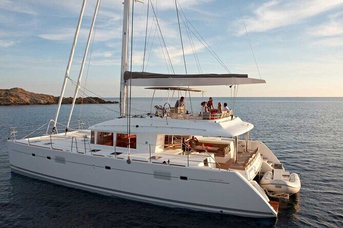 Santorini Catamaran Cruise with Greek Meal, Open-Bar and Sunset - Key highlights worth your attention