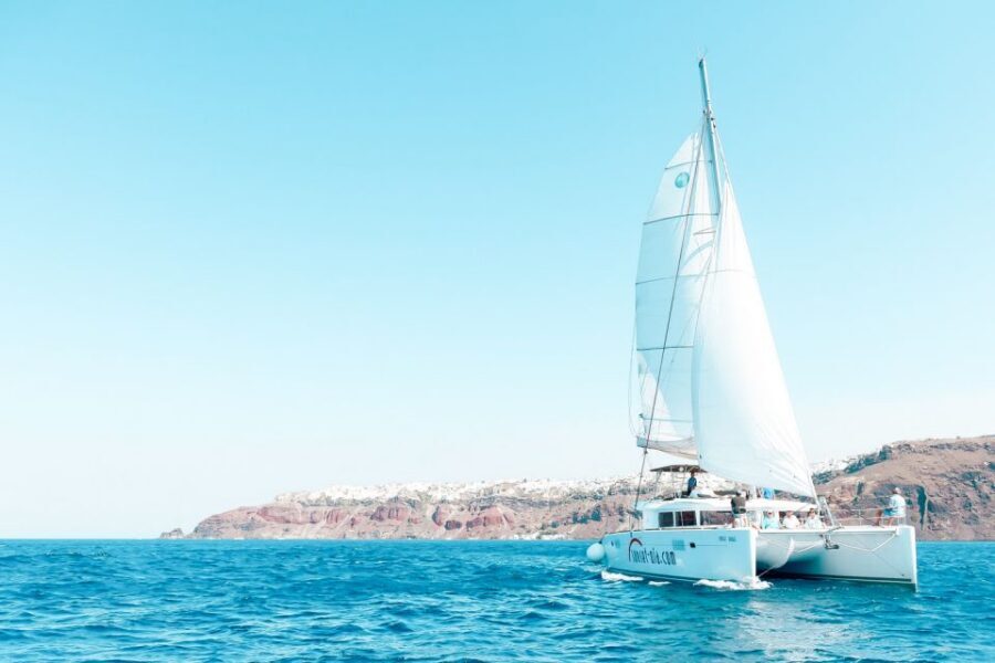 Santorini: Catamaran Tour with BBQ Meal and Unlimited Drinks - Comfort and Crew Service Details That Actually Matter