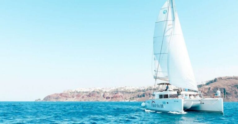 Santorini: Catamaran Tour with BBQ Meal and Unlimited Drinks - Pickup and Getting to Ammoudi or Vlychada Without Stress