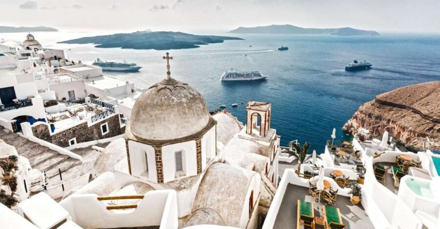 Santorini: Island Highlights Guided Day Trip with Oia Sunset - A 10-hour loop that gives you Santorini’s real shape