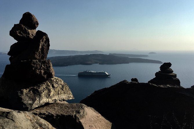 Santorini Luxury Custom Private Tour with Local guide - Pickup and cruise-ship timing: the Fira logistics that matter