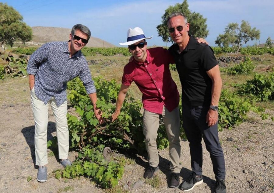 Santorini: Small-Group Sunset Wine Tour with Santo Winery - Why Santorini wine tastes different (and why this tour fits)