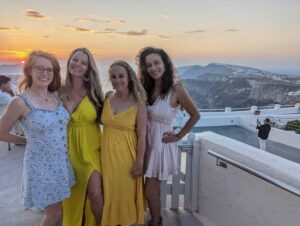 Santorini: Small-Group Sunset Wine Tour with Santo Winery - The schedule: 3 wineries in 4–4.5 hours, timed for golden hour