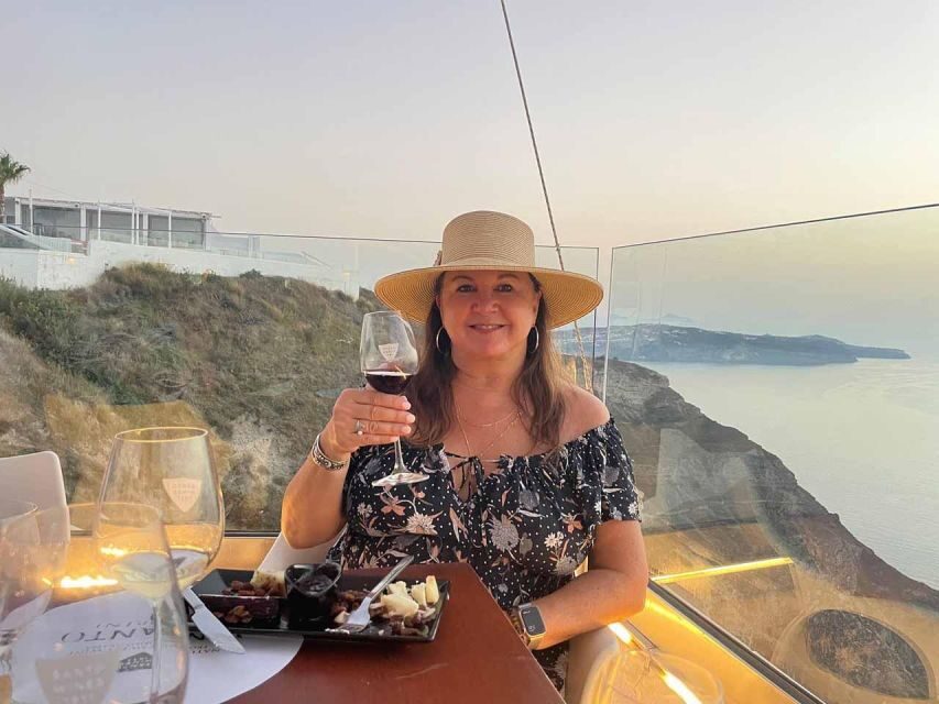 Santorini: Small-Group Sunset Wine Tour with Santo Winery - What you’ll taste: 12 wines built around Assyrtiko and Santorini’s sweet styles