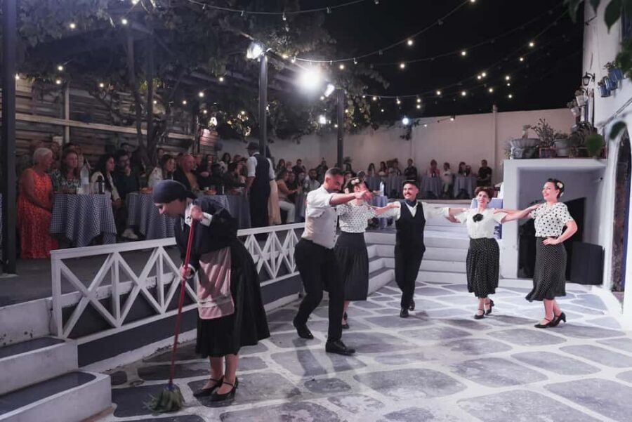 Santorini: The Greek Wedding Show - The two-hour show flow: from welcome to courtyard dancing
