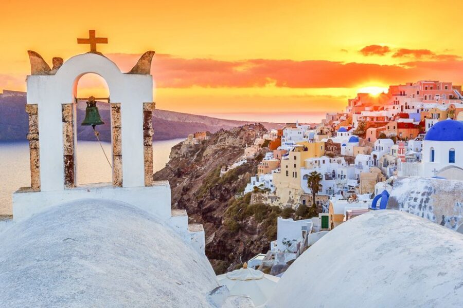 Santorini: Top Sights Day Trip, Wine Tasting, & Oia Sunset - Why this makes sense as a first-day Santorini plan