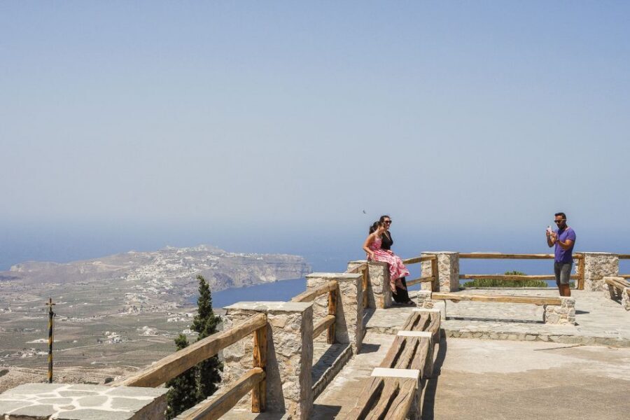 Santorini: Top Sights Day Trip, Wine Tasting, & Oia Sunset - Pyrgos Kallistis: winding lanes and a castle view