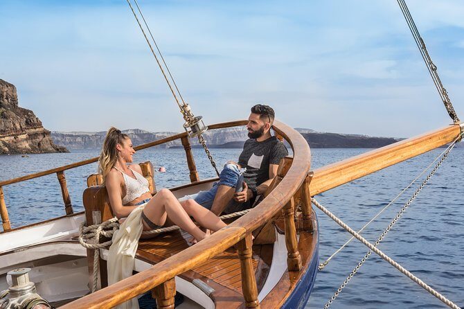 Santorini Volcano and Hot Springs Cruise Tour from Fira Old Port - The Boat Ride in Between: Shade, Choppy Water, and a Tight 3 Hours